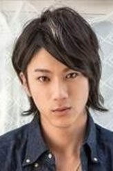 在河边山田裕贵