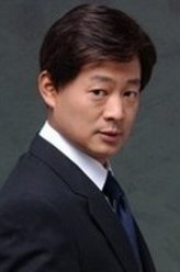 秘密的男人李珍雨