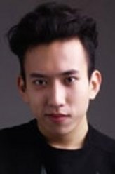 下午一点的她李明智