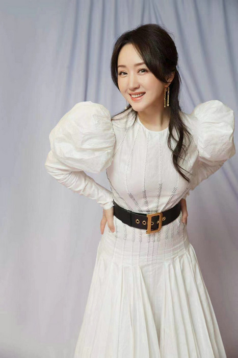 杨钰莹时光从来不败美人,永远优雅的白月光
