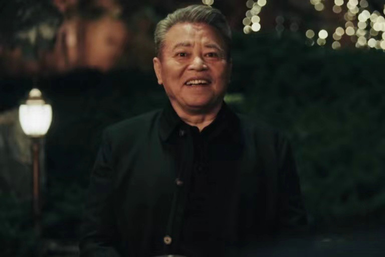 《扫黑风暴》热播 赵小锐实力演绎“贪婪村官”